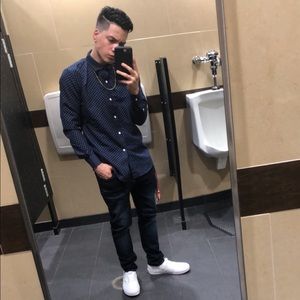 Meet your Posher, Alex